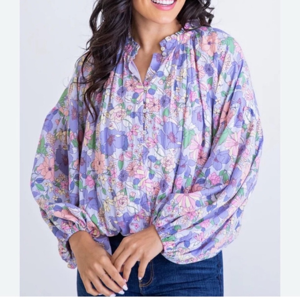 Karlie Lavender Floral Pintuck Puff Sleeve Blouse